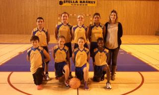 Large victoire des Benjamins mixtes..